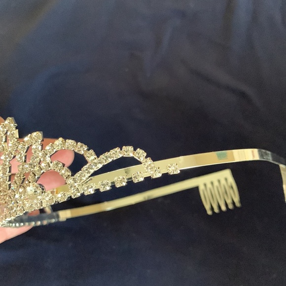 RHINESTONE TIARA - Picture 8 of 11